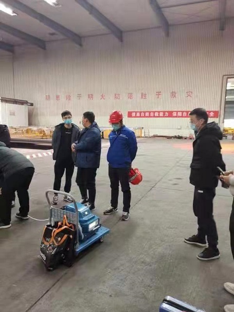 PF-300便攜式非甲烷總烴測試儀與譜育儀器進行現(xiàn)場比對